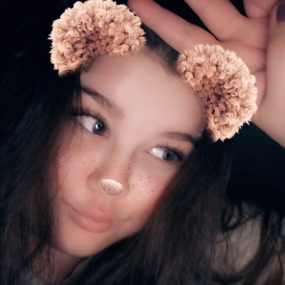 Meet your Posher, Katie - Picture 1 of 1